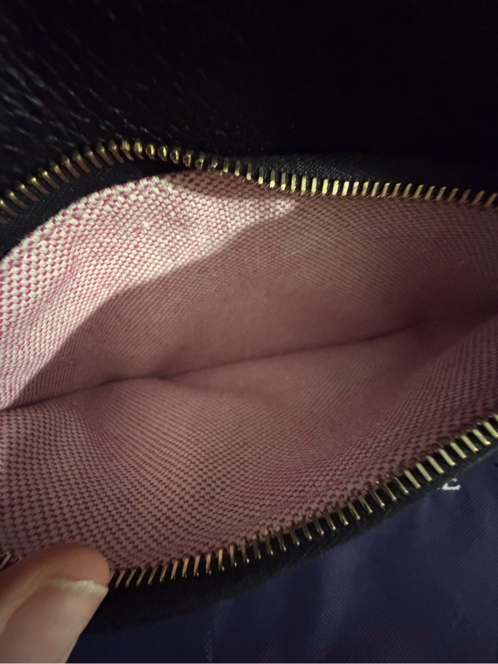 Dooney & Bourke Black Pebble Leather Crossbody Bag - Picture 5 of 6